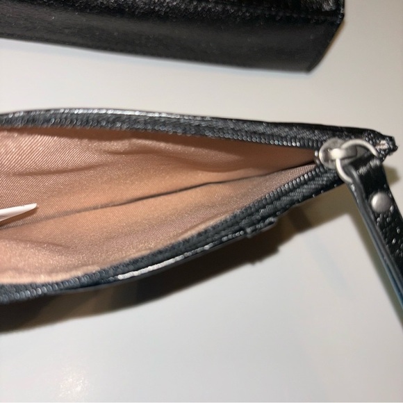 THE SAK Iris Leather Three-Way-Wear Crossbody Clutch Black Bag Small NWOT - Picture 8 of 12